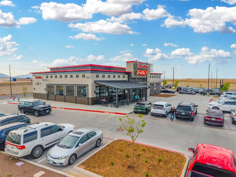 12221 Montana Ave, El Paso, TX for sale - Building Photo - Image 3 of 8