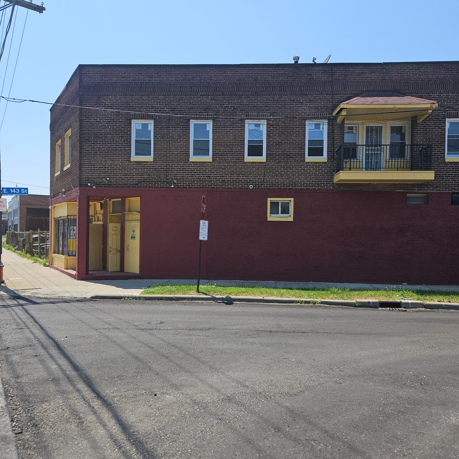 14213-14215 St Clair Ave, Cleveland, OH à vendre Photo du bâtiment- Image 1 de 1