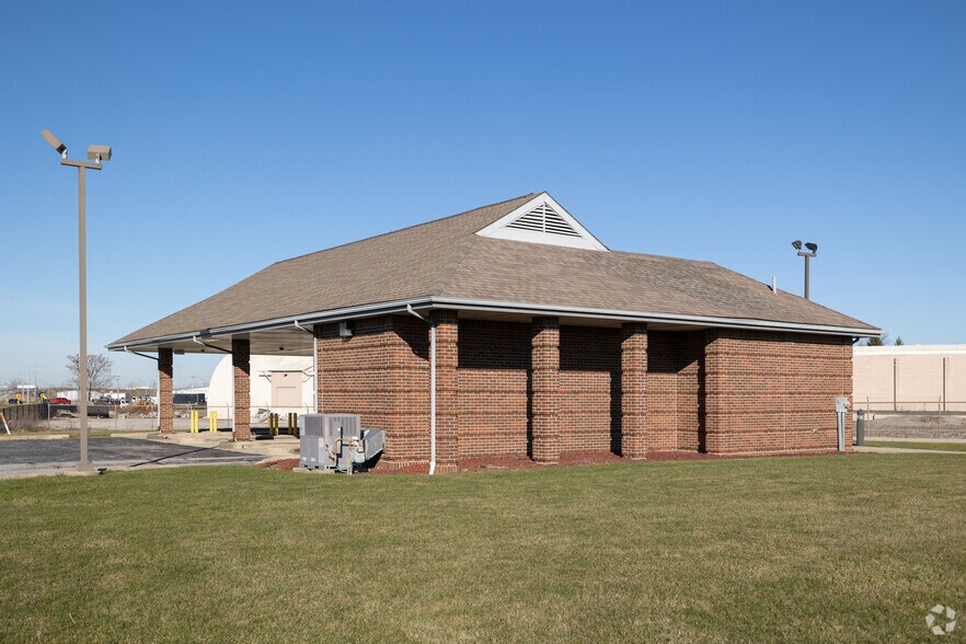 1700 Western Ave, Findlay, OH à vendre - Photo du bâtiment - Image 2 de 9