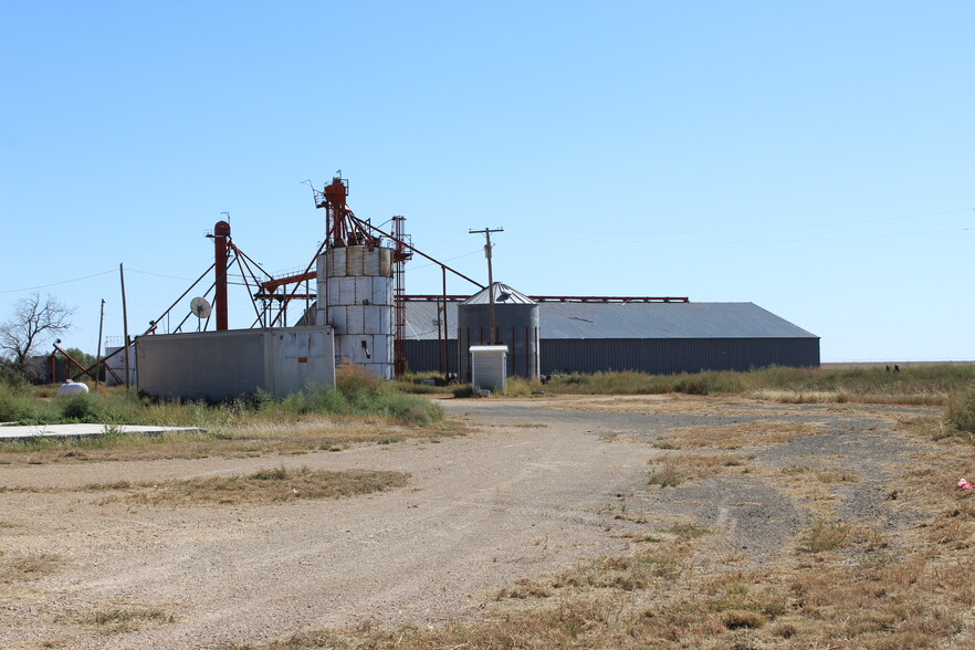 2700 TX-194, Hart, TX à vendre - Photo principale - Image 1 de 1