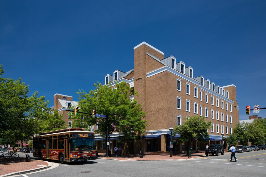 123 N Pitt St, Alexandria, VA for lease - Building Photo - Image 1 of 12