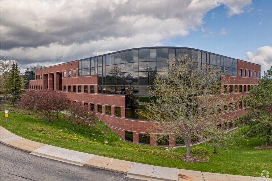 1 Financial Pky, Kalamazoo, MI à vendre - Photo du bâtiment - Image 2 de 5