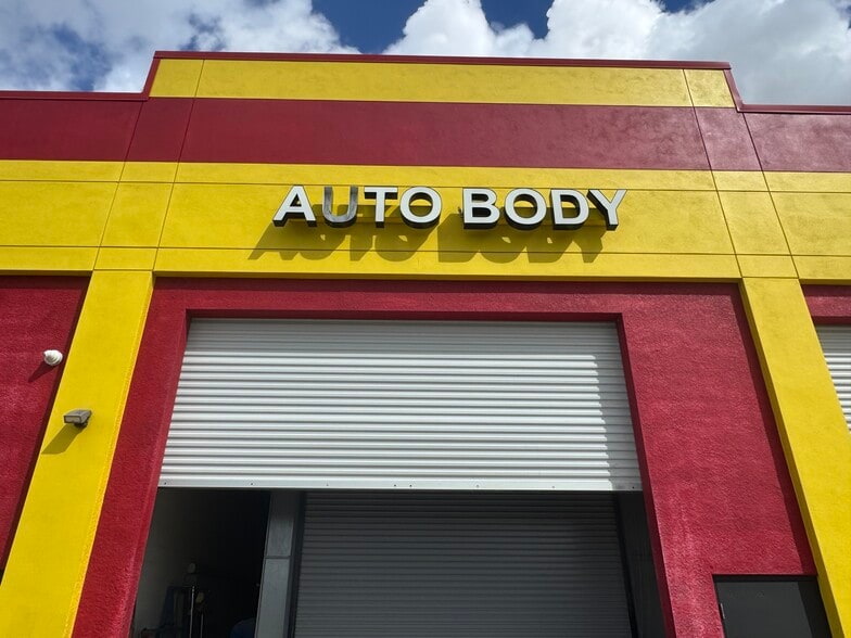 S Cleveland ave, Fort Myers, FL for lease - Building Photo - Image 2 of 14