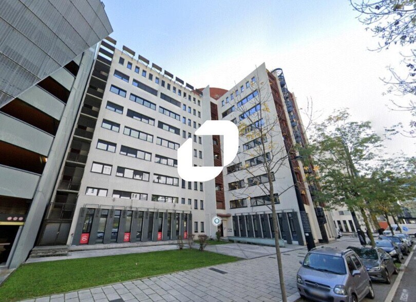 Bureau dans Grenoble à louer - Photo du bâtiment - Image 1 de 2