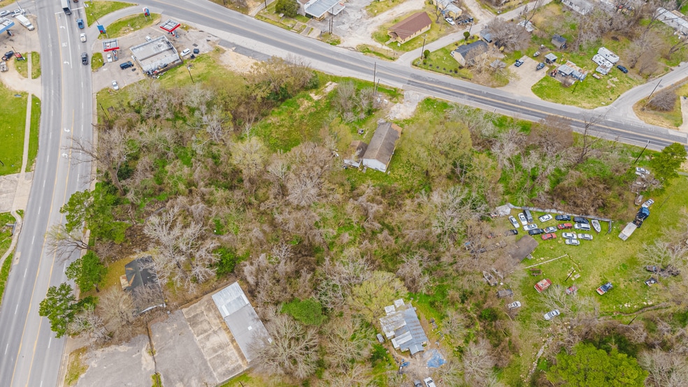 218 Highway 30, Huntsville, TX for sale - Aerial - Image 2 of 7