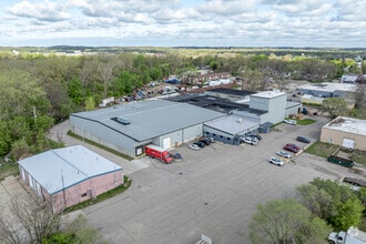 2601-2609 28th St SW, Wyoming, MI - AERIAL map view