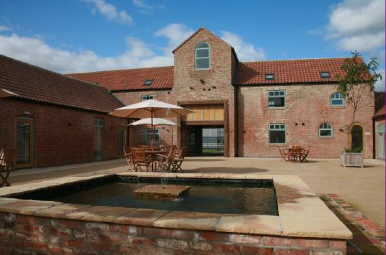 Hawkhills Estate, Easingwold à louer - Photo du bâtiment - Image 2 de 5