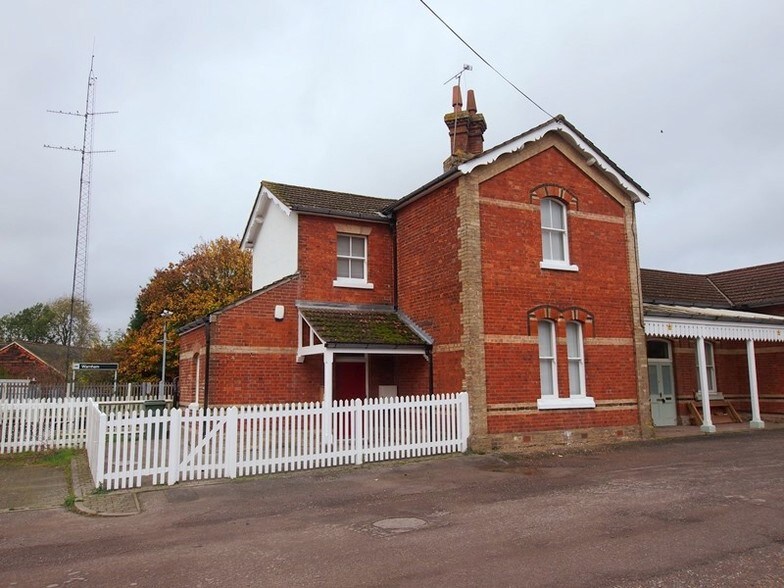 Mercers Rd, Warnham à vendre - Photo du bâtiment - Image 2 de 7