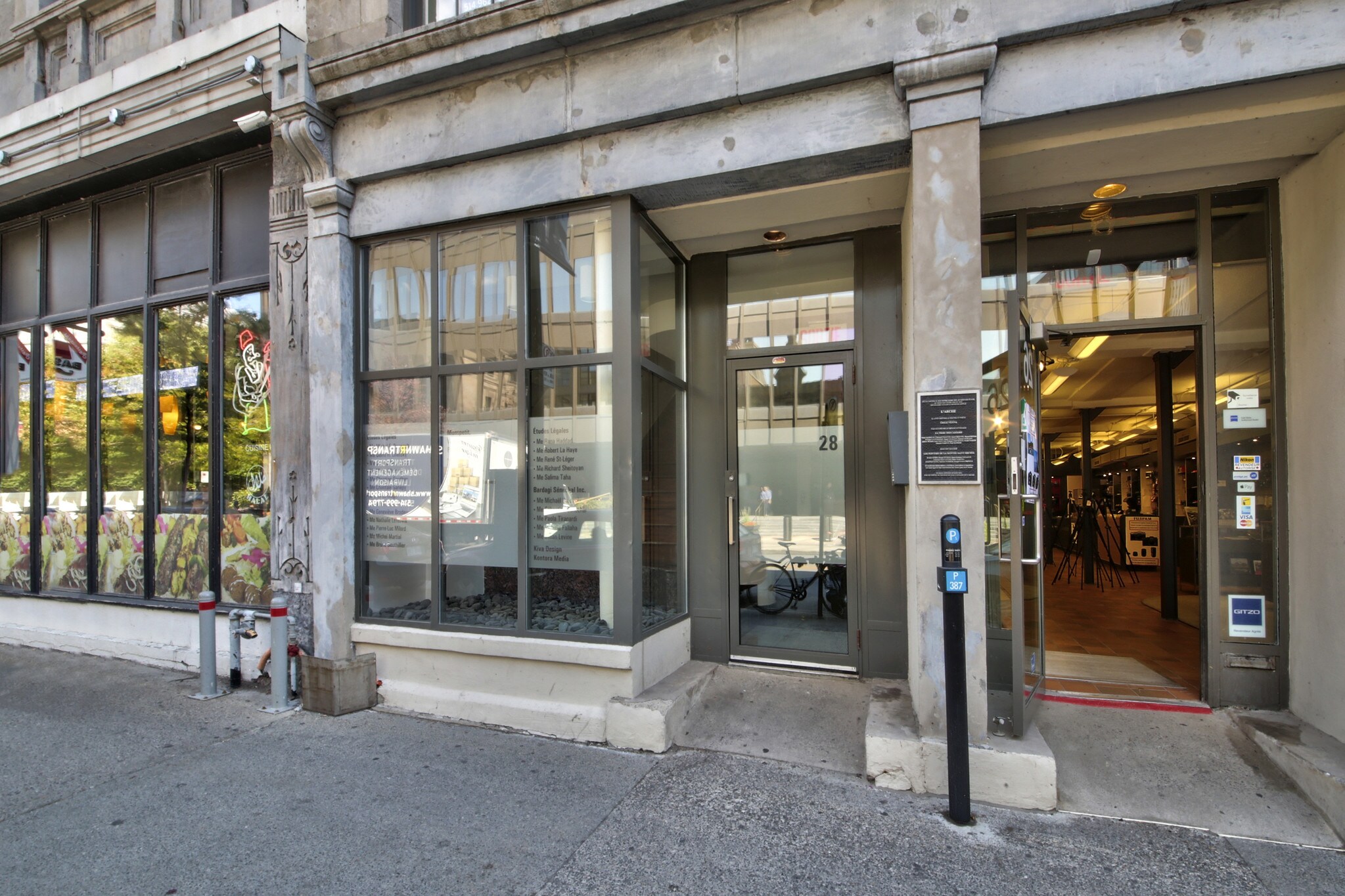 28 Rue Notre-Dame E, Montréal, QC à vendre Autre- Image 1 de 1