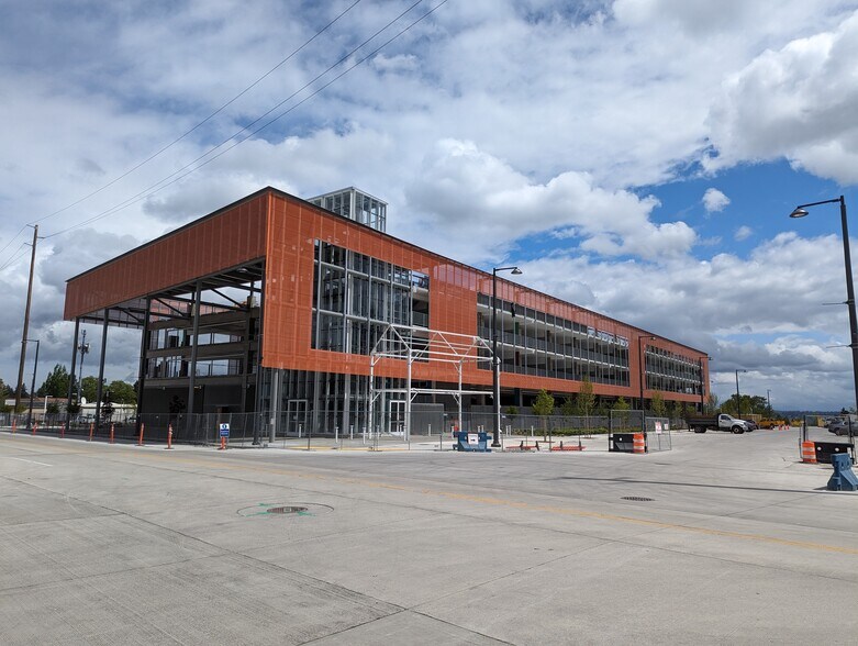 24426 Pacific Hwy S, Kent, WA à vendre - Photo principale - Image 2 de 5