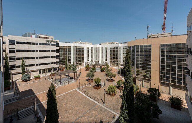 More details for Calle de Julián Camarillo, 29, Madrid - Office for Lease