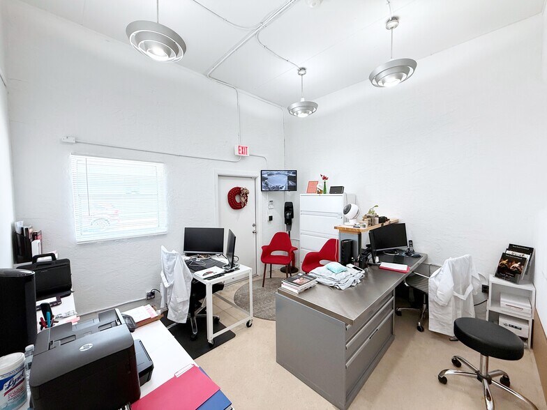 1214 Roebuck Ct, West Palm Beach, FL à louer - Photo intérieure - Image 3 de 11