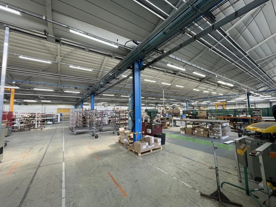 Flex dans Évreux à louer Photo du bâtiment- Image 1 de 14