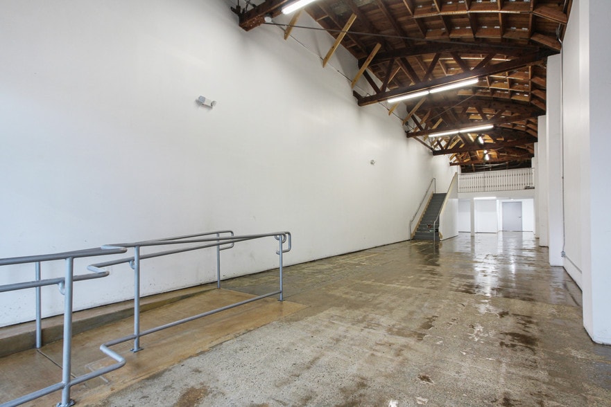 12612 Philadelphia St, Whittier, CA for lease - Interior Photo - Image 2 of 21