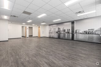 9920 Franklin Square Dr, Nottingham, MD for lease Interior Photo- Image 2 of 8