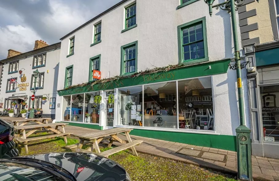 17 Front St, Brampton for sale - Building Photo - Image 2 of 32