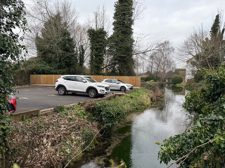 Mill St, East Malling à vendre - Photo du bâtiment - Image 2 de 19