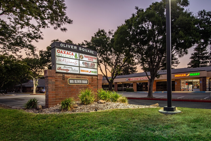 995 Oliver Rd, Fairfield, CA for lease - Building Photo - Image 2 of 7