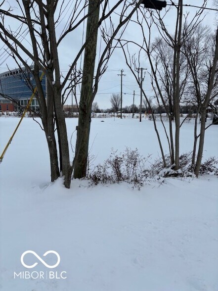 410 Jersey St, Westfield, IN for sale - Primary Photo - Image 2 of 3