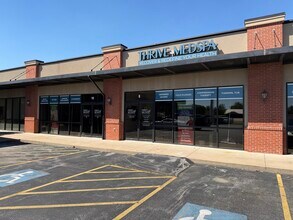 2500-2502 SW 14th St, Bentonville, AR à louer Photo intérieure- Image 1 de 38