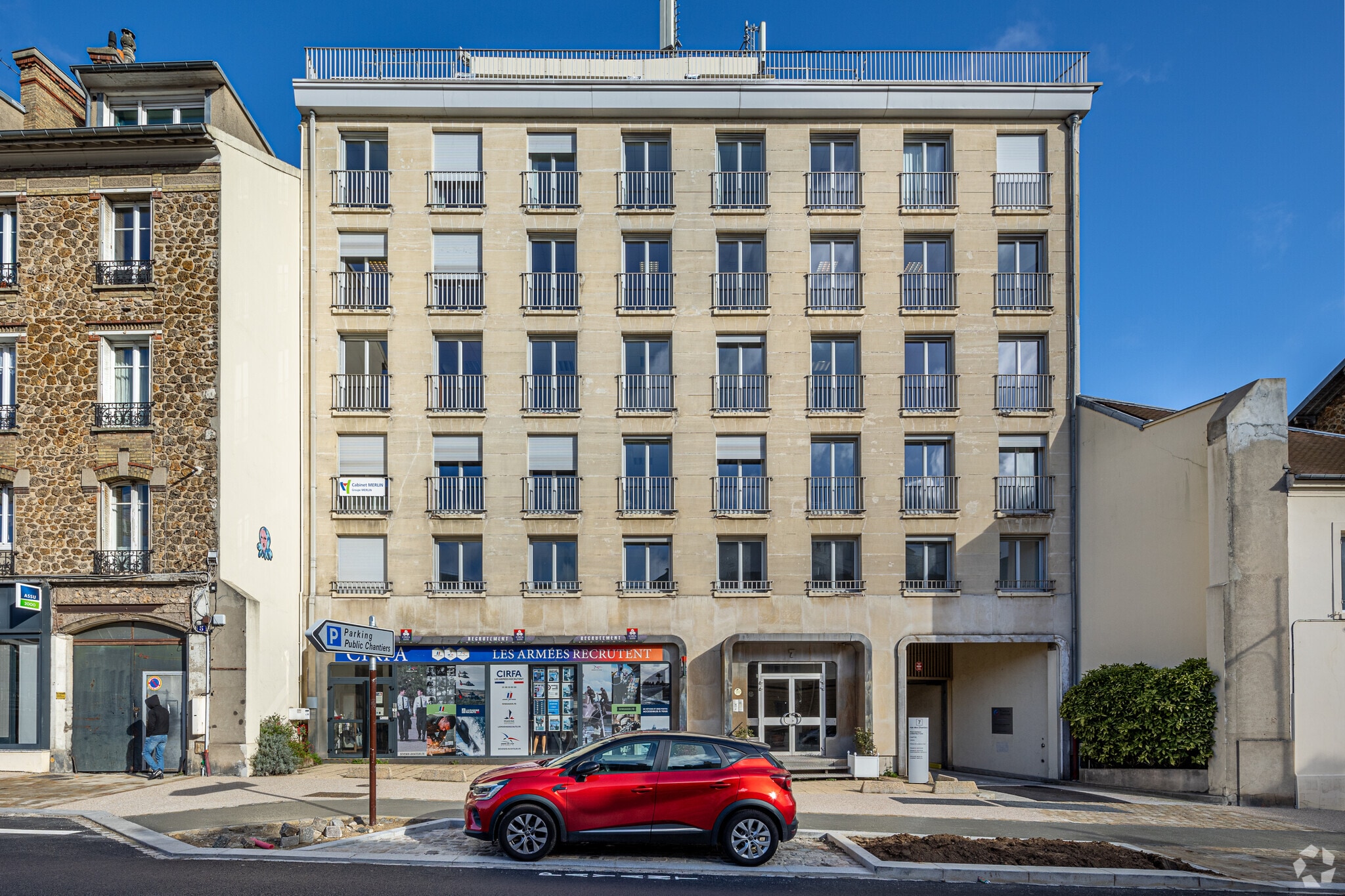 Office in Versailles for lease Primary Photo- Image 1 of 3