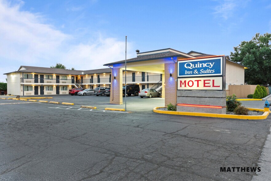 500 F St SW, Quincy, WA à vendre - Photo du bâtiment - Image 2 de 3