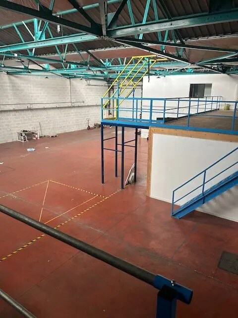 Industrial in Villeurbanne for lease Interior Photo- Image 1 of 7