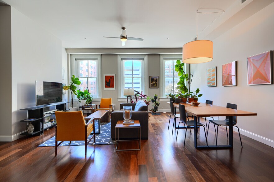 1025 St. Paul St, Baltimore, MD à vendre - Photo intérieure - Image 3 de 16