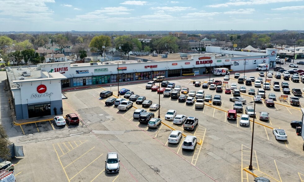 2248-2314 W Illinois Ave, Dallas, TX à louer - Photo du bâtiment - Image 3 de 4