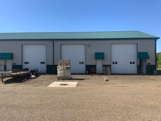 Plus de détails pour 885 Wales Dr, Hartville, OH - Industriel à louer