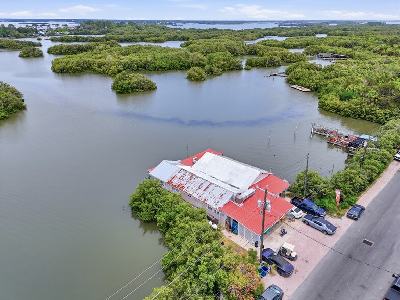 505 3rd St, Cedar Key, FL for sale - Building Photo - Image 3 of 40