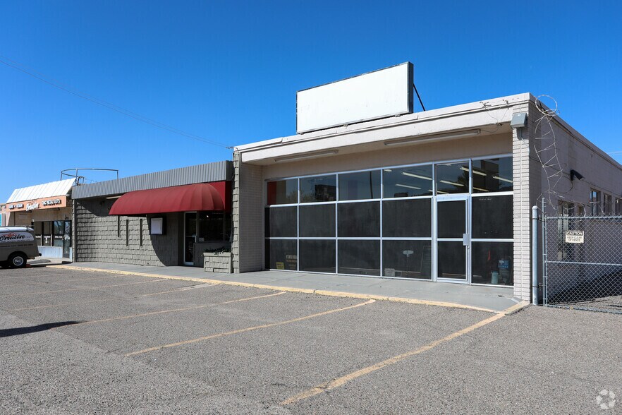 1927 Eubank Blvd NE, Albuquerque, NM à vendre - Photo du bâtiment - Image 2 de 19