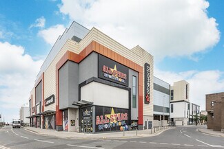 Plus de détails pour Dolphin Sq, Weston Super Mare - Commerce de détail à louer