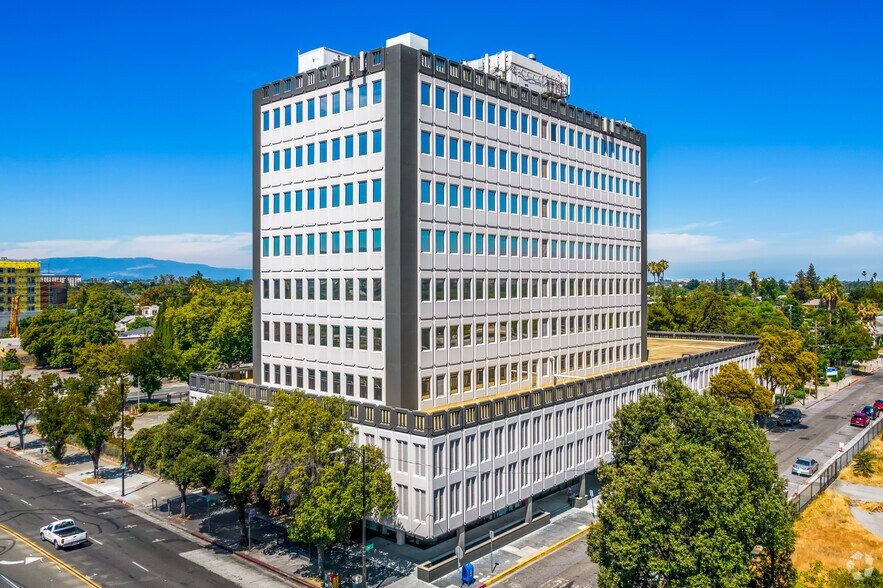 25 N 14th St, San Jose, CA à louer - Photo du bâtiment - Image 1 de 4
