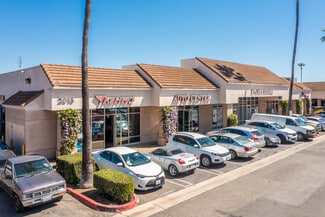 Plus de détails pour 2005-2025 N Tustin Ave, Santa Ana, CA - Commerce de détail à louer