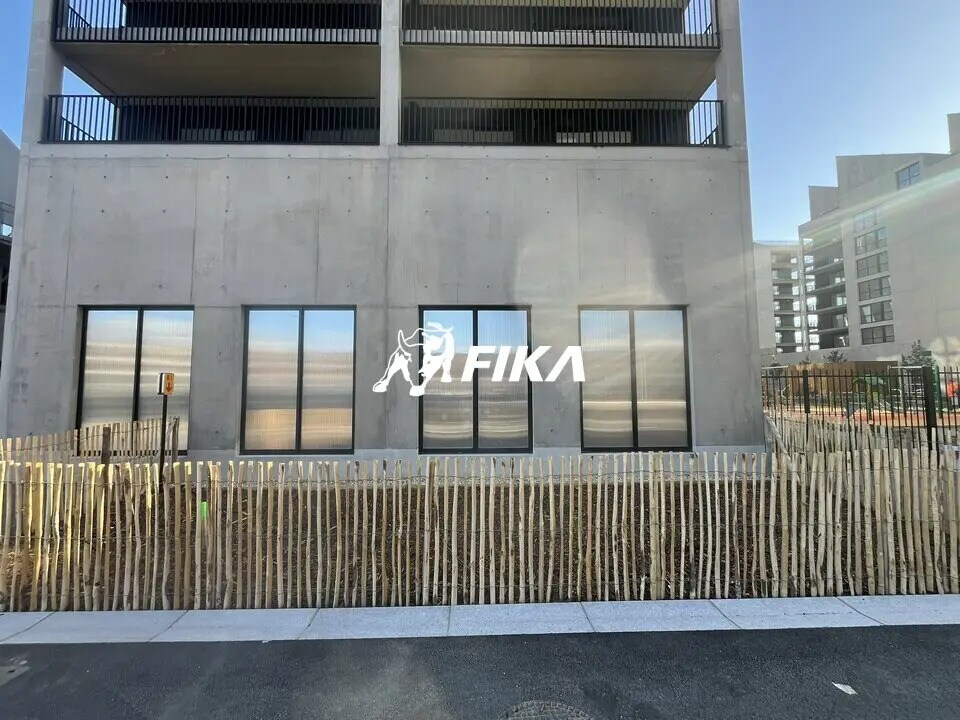 Retail in Bordeaux for sale Building Photo- Image 1 of 9