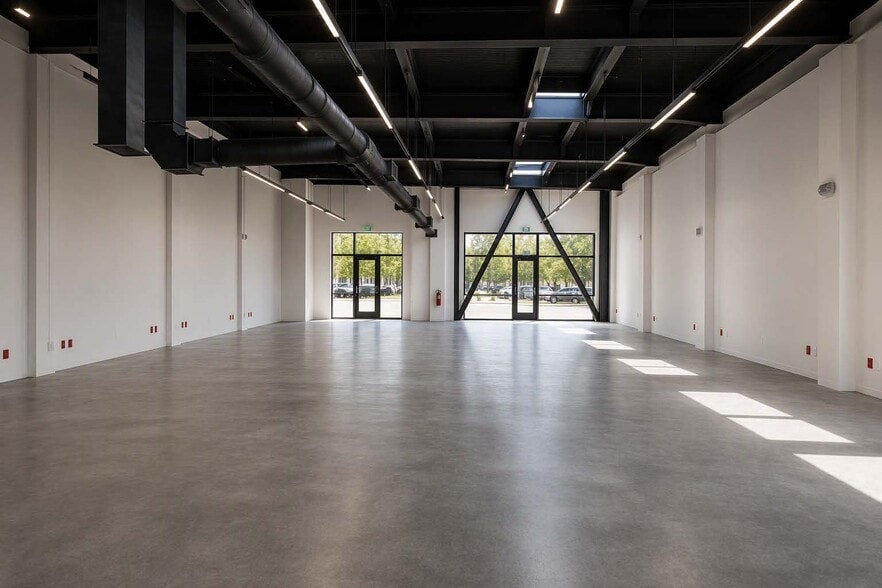 2761-2765 16th St, San Francisco, CA for lease - Building Photo - Image 3 of 12