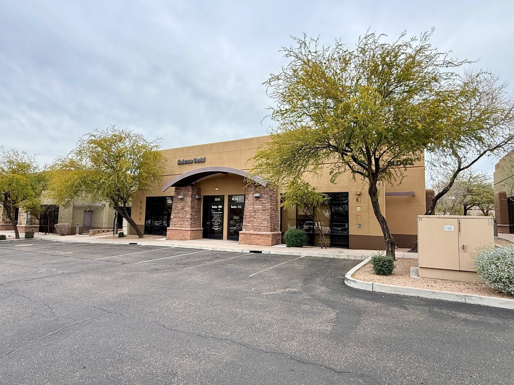 2525 W Carefree Hwy, Phoenix, AZ à vendre Photo principale- Image 1 de 4