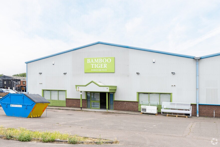 4A-4C Simmonds Rd, Canterbury à louer - Photo du bâtiment - Image 3 de 6