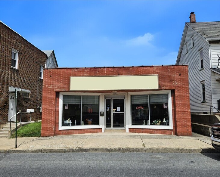 1627 Main St, Northampton, PA for lease - Primary Photo - Image 1 of 10