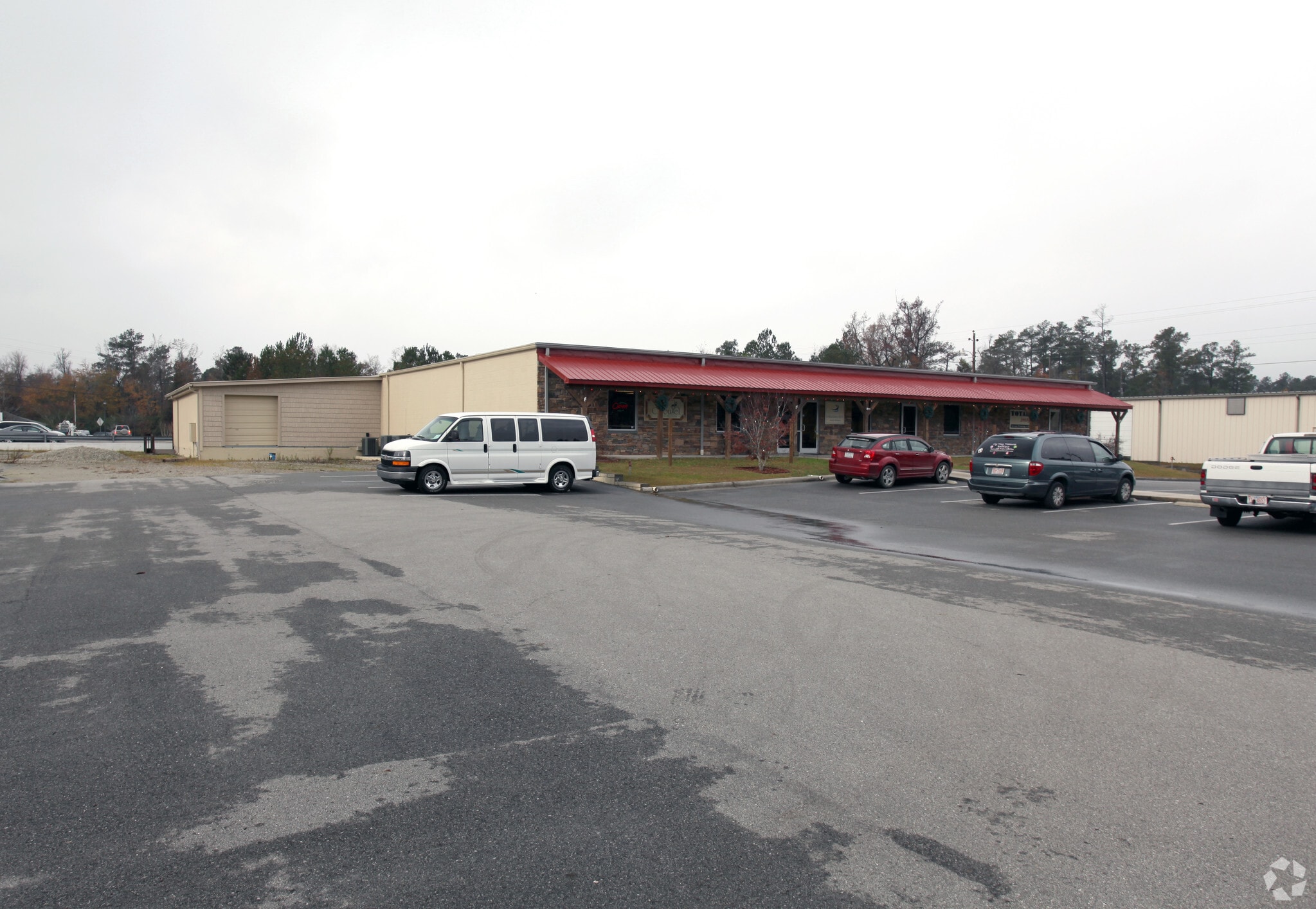 745 US 117 S, Burgaw, NC for lease Primary Photo- Image 1 of 3