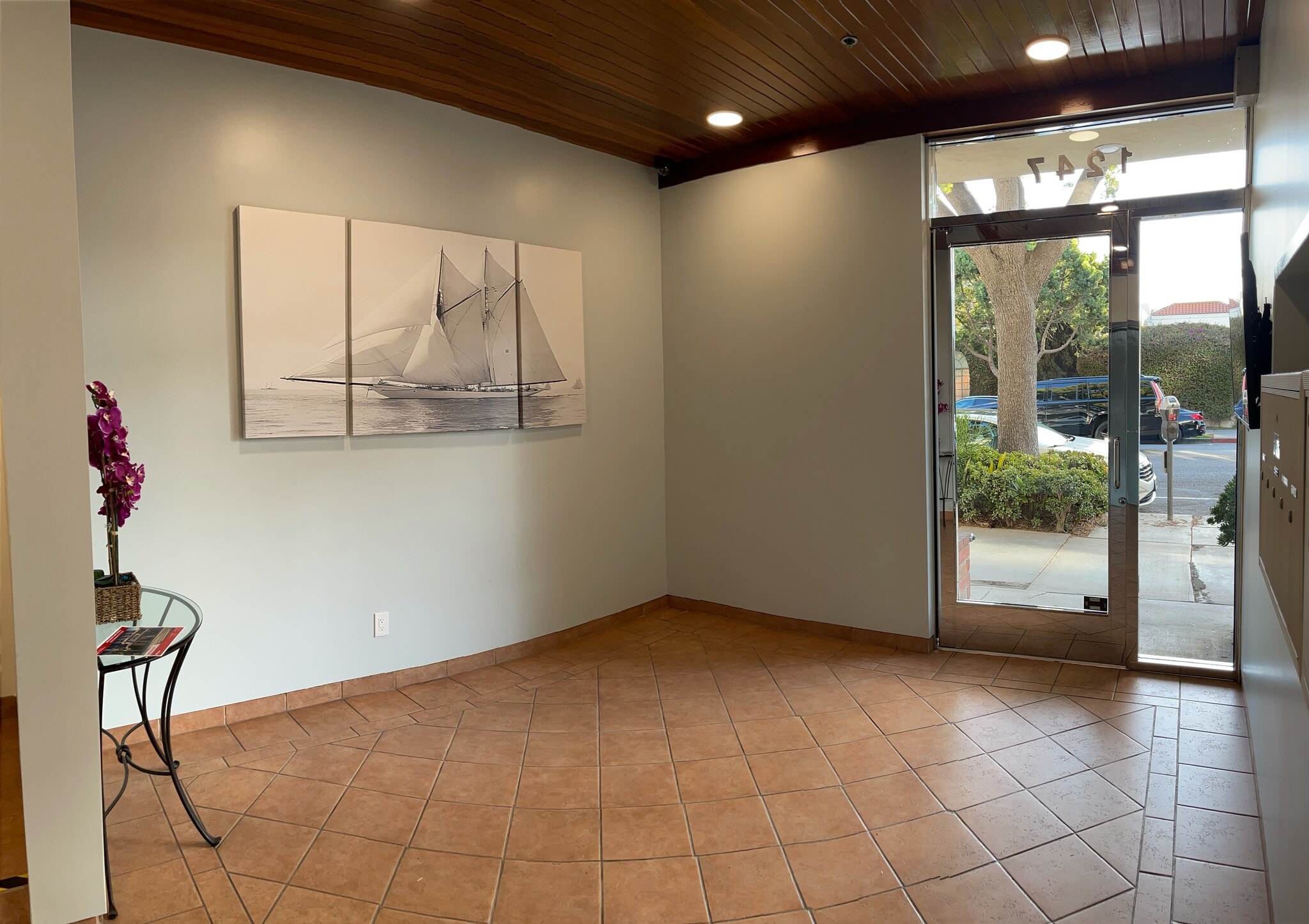 1247 7th St, Santa Monica, CA for lease Primary Photo- Image 1 of 7