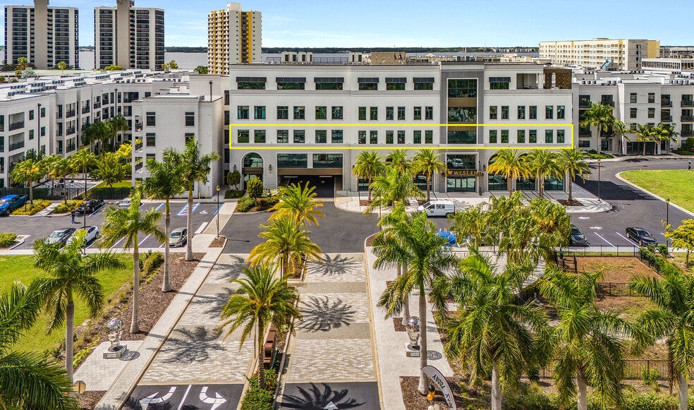 2250 McGregor Blvd, Fort Myers, FL for lease - Aerial - Image 2 of 7