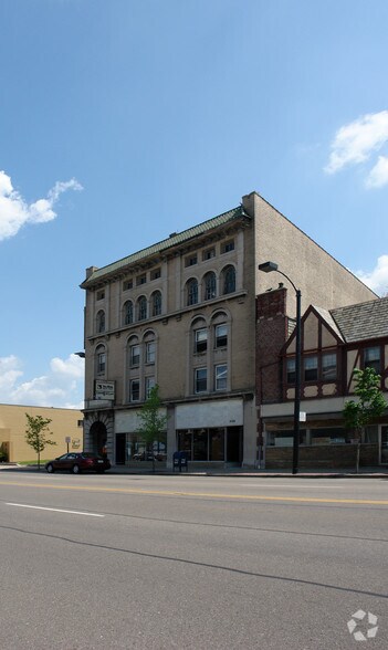 775-779 N Main St, Akron, OH for lease - Building Photo - Image 2 of 5