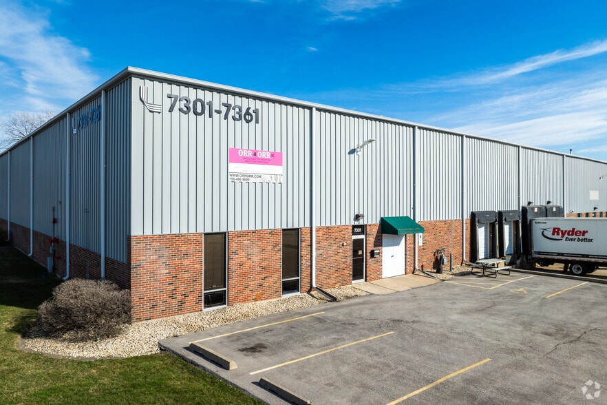 7301-7361 S Meade Ave, Bedford Park, IL for lease - Building Photo - Image 1 of 6