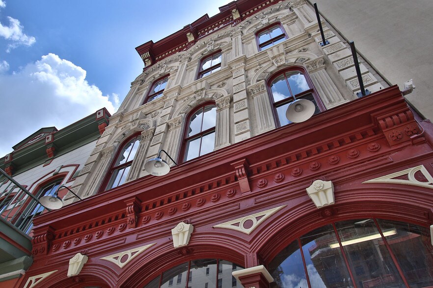 910 Prairie St, Houston, TX à louer - Photo du bâtiment - Image 3 de 7