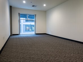 1430 SE Water Ave, Portland, OR à louer Photo intérieure- Image 2 de 5