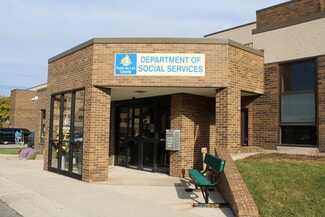 Plus de détails pour 459 E 1st St, Fond Du Lac, WI - Bureau à louer