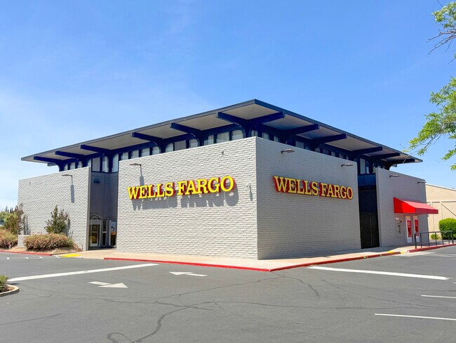 Plus de détails pour 5660 Freeport Blvd, Sacramento, CA - Bureau à vendre