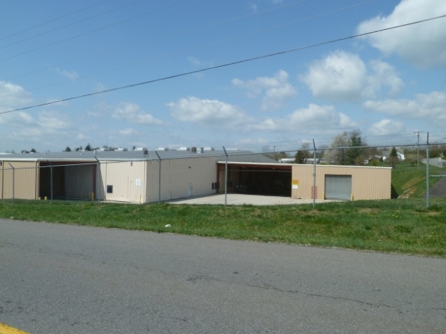 345 E Marshall St, Wytheville, VA for lease - Primary Photo - Image 1 of 18